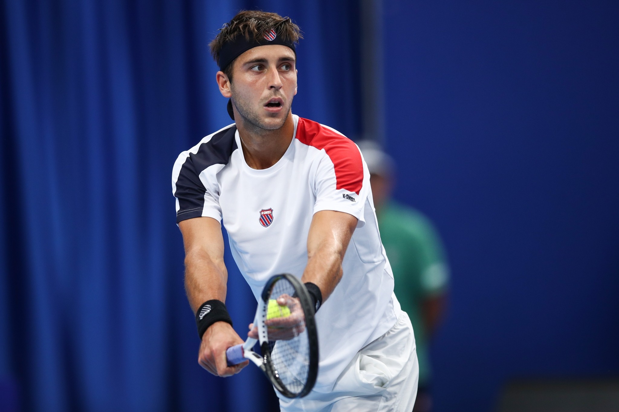 与签约都牵 与签约都牵